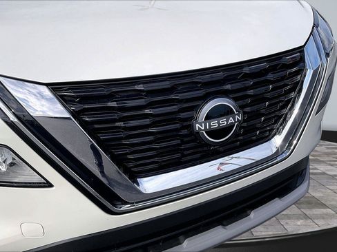 Certified 2023 Nissan Rogue SV w/ SV Premium B Package FWD image 29