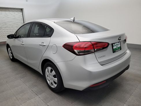 Used 2018 Kia Forte LX FWD image 5