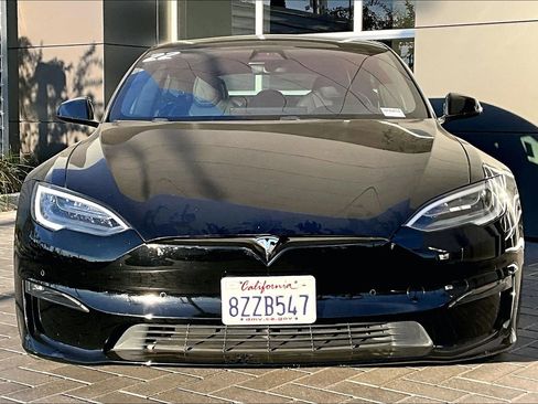 Used 2022 Tesla Model S Plaid image 2