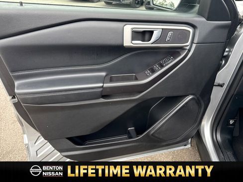 Used 2020 Ford Explorer XLT w/ Equipment Group 202A image 12