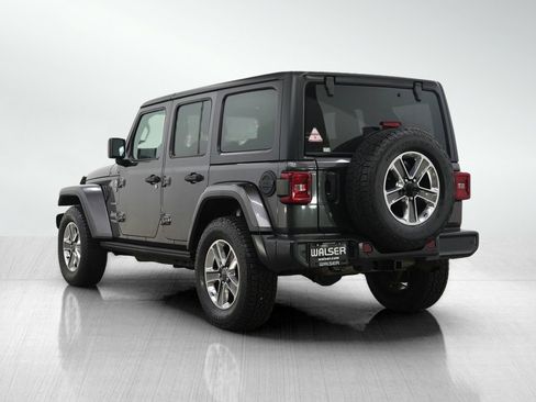 Used 2018 Jeep Wrangler Unlimited Sahara AWD/4WD image 3