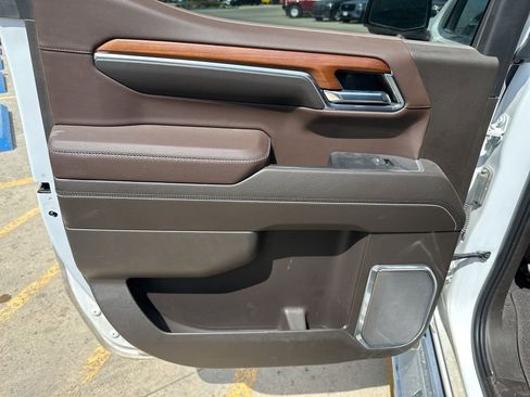 Used 2022 GMC Sierra 1500 Denali AWD/4WD image 26