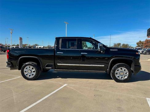 Certified 2025 Chevrolet Silverado 2500 High Country w/ Technology Package image 2