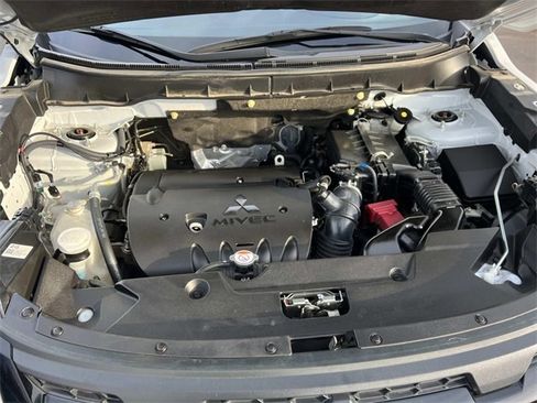 Used 2024 Mitsubishi Outlander Sport Ralliart image 9