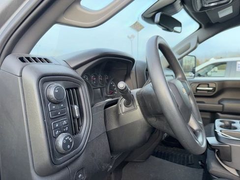 Used 2024 Chevrolet Silverado 2500 Custom w/ Custom Value Package image 36