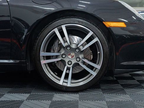 Used 2012 Porsche 911 Carrera 4 AWD/4WD image 16