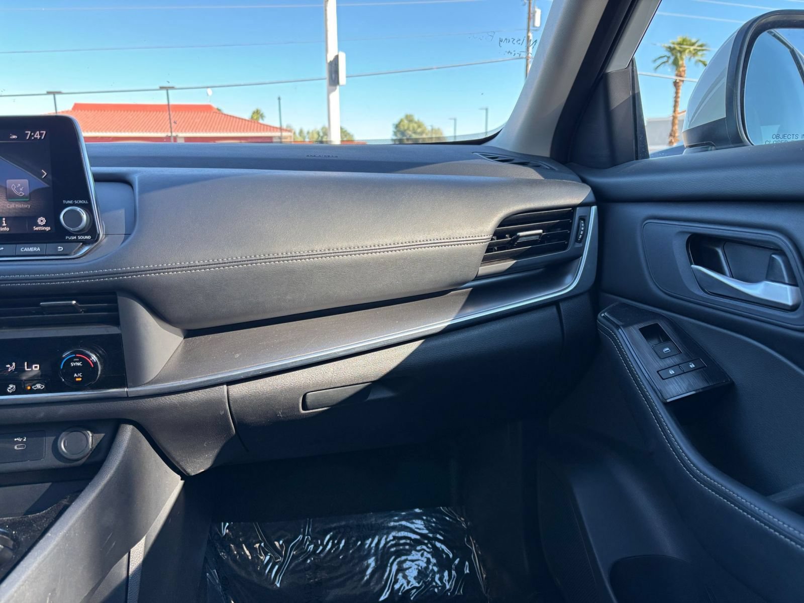 Used 2026 Nissan Rogue SV AWD/4WD image 36