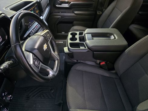 Used 2024 Chevrolet Silverado 2500 LT image 12