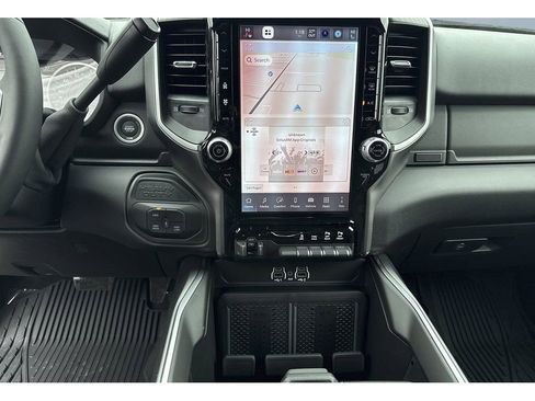 New 2026 RAM 2500 Big Horn AWD/4WD image 30