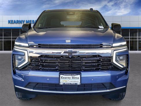 New 2026 Chevrolet Suburban LS w/ LPO, Dark Essentials Package image 2