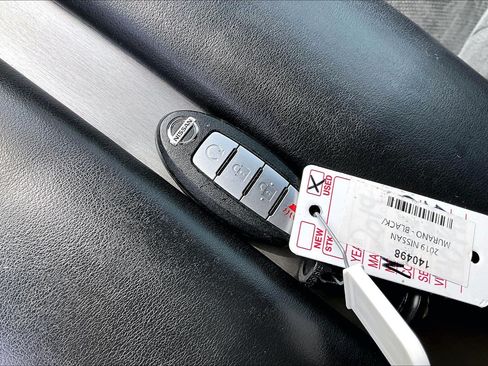 Used 2019 Nissan Murano SV FWD image 12