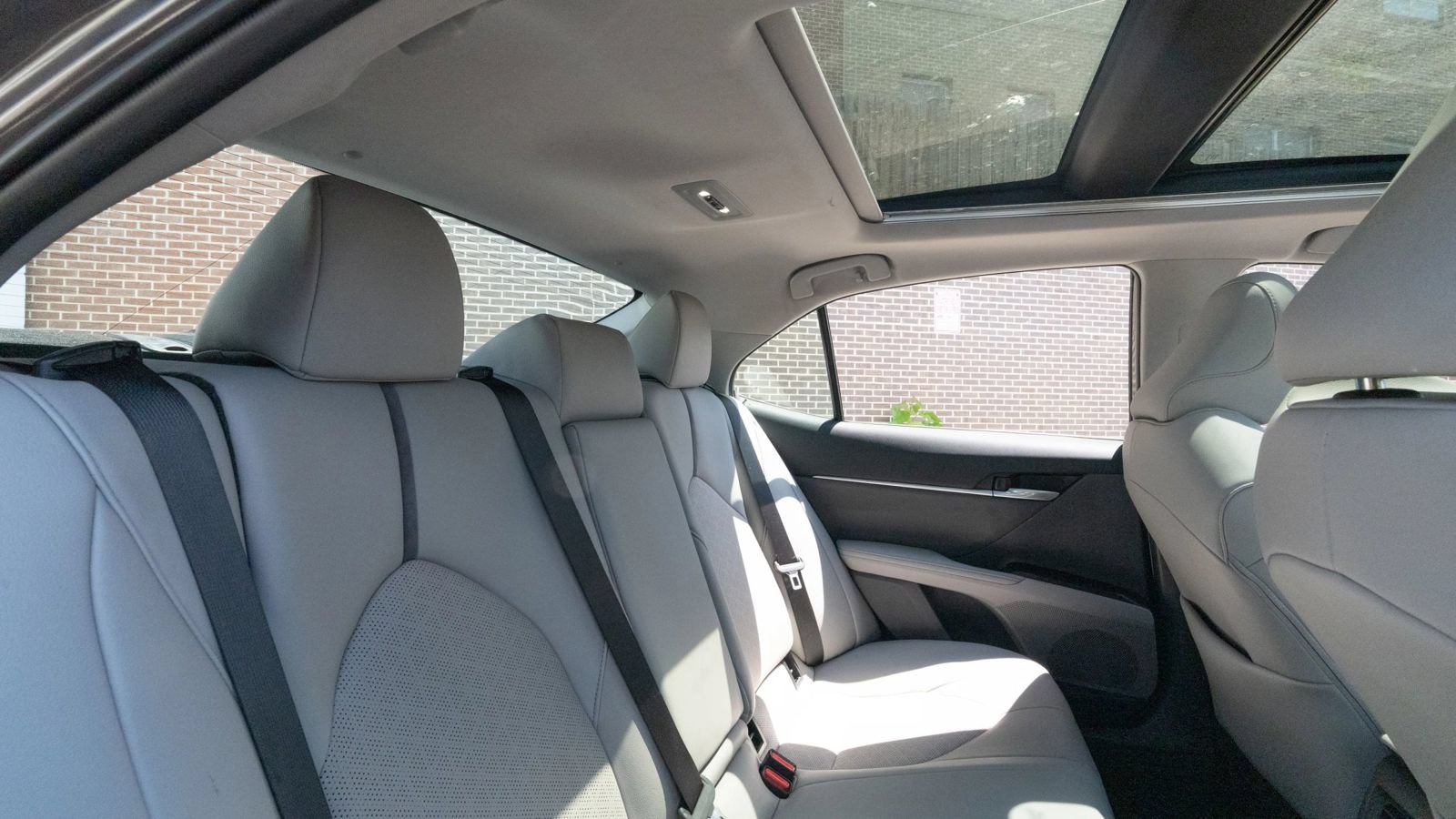 Used 2023 Toyota Camry XSE FWD image 15