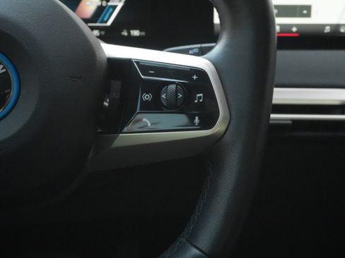 Used 2024 BMW iX xDrive50 w/ Sport Package AWD/4WD image 19