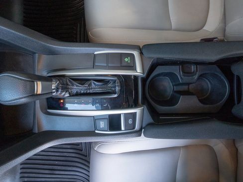 Used 2017 Honda Civic EX-T image 10