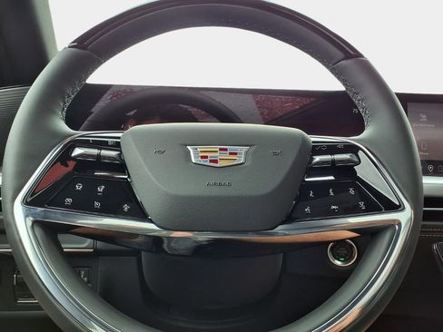 New 2026 Cadillac Escalade Luxury w/ LPO, Radiant Package RWD image 23