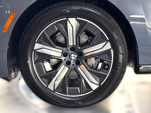 New 2026 BMW iX xDrive45 image 11