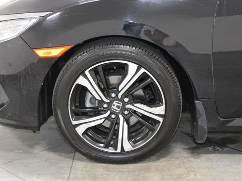 Used 2016 Honda Civic Touring image 16