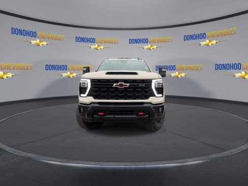 New 2026 Chevrolet Silverado 2500 ZR2 image 6