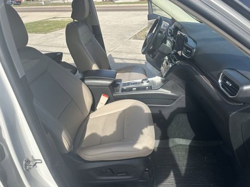 Used 2021 Ford Explorer Limited w/ Equipment Group 301A image 16