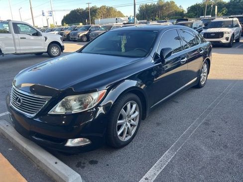 Used 2008 Lexus LS 460 RWD image 2