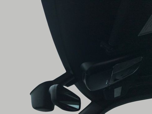 Used 2018 Jeep Grand Cherokee Altitude image 21