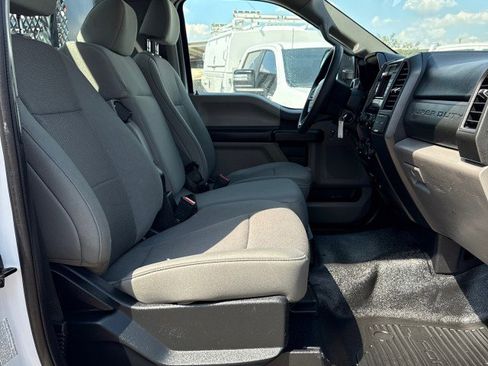 Used 2020 Ford F550 2WD Regular Cab Super Duty image 24