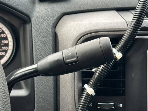 Used 2017 RAM 3500 ST AWD/4WD image 19