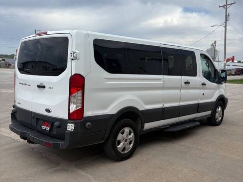 Used 2018 Ford Transit 350 XLT RWD image 4