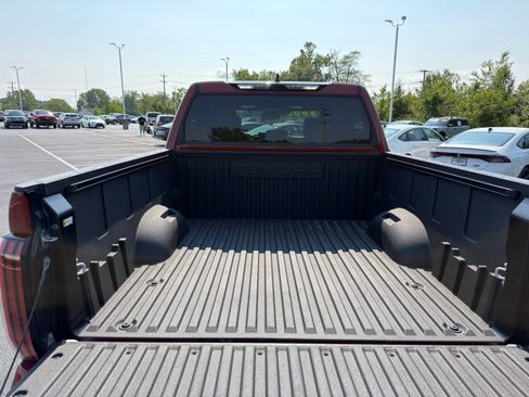 Used 2025 Toyota Tundra Limited w/ TRD Off-Road Package AWD/4WD image 29