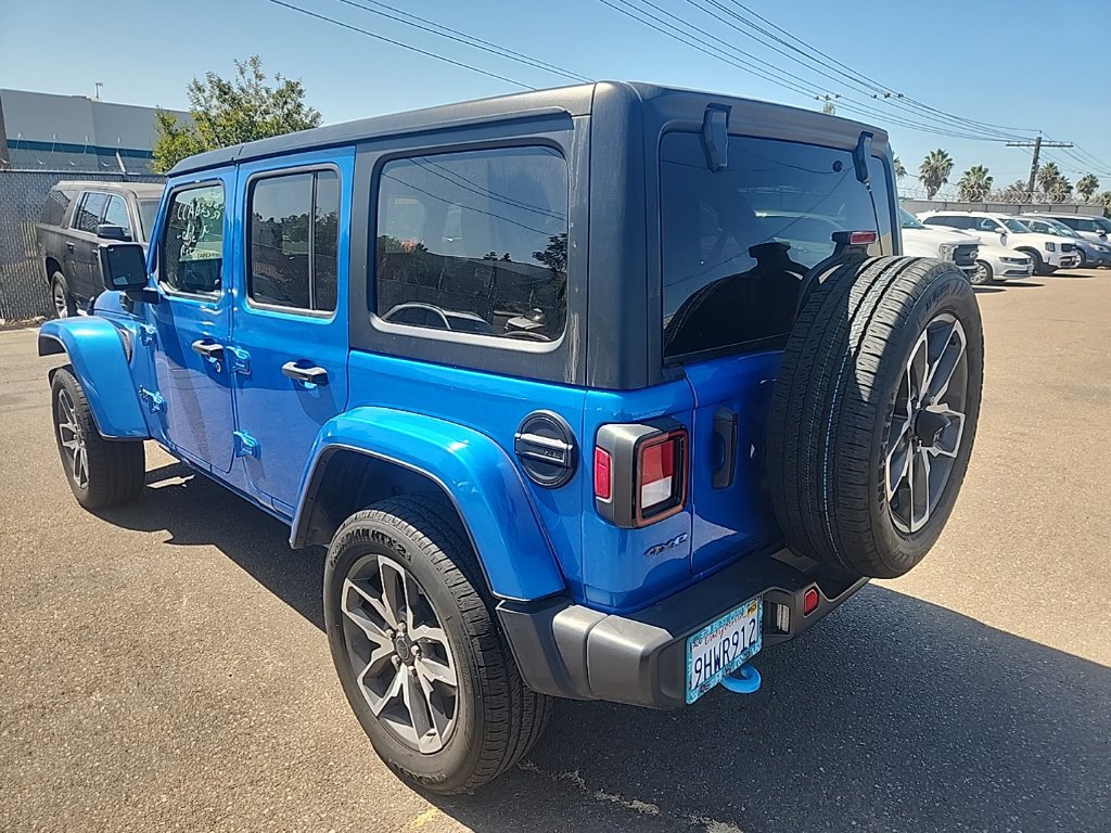 Used 2024 Jeep Wrangler Unlimited AWD/4WD image 10