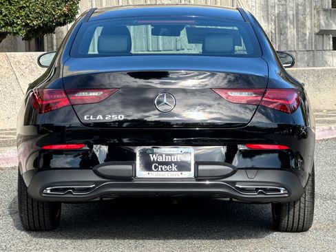 Used 2026 Mercedes-Benz CLA 250 image 9