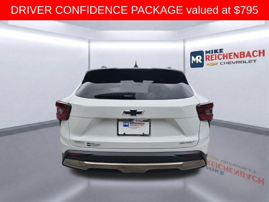Used 2024 Chevrolet Trax ACTIV w/ Sunroof Package FWD image 6