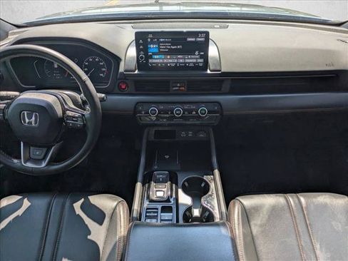 Used 2024 Honda Pilot TrailSport image 18