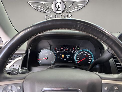 Used 2017 GMC Yukon XL Denali w/ Open Road Package image 10