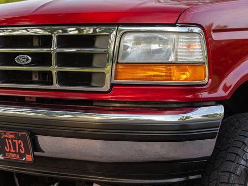 Used 1994 Ford Bronco XLT image 65