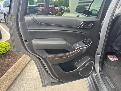 Used 2020 Chevrolet Tahoe LT AWD/4WD image 16