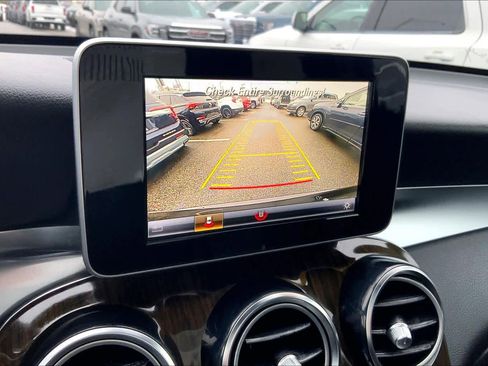 Used 2019 Mercedes-Benz GLC 300 4MATIC image 29