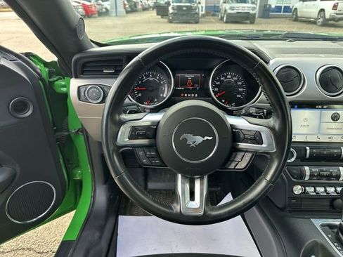 Used 2019 Ford Mustang Premium image 13