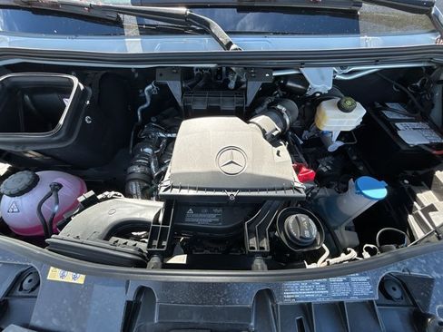 Used 2026 Mercedes-Benz Sprinter 2500 image 17