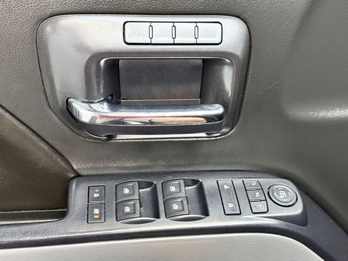 Used 2015 Chevrolet Silverado 2500 LTZ w/ LTZ Plus Package image 13