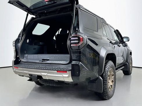 Used 2025 Toyota 4Runner Trailhunter AWD/4WD image 24