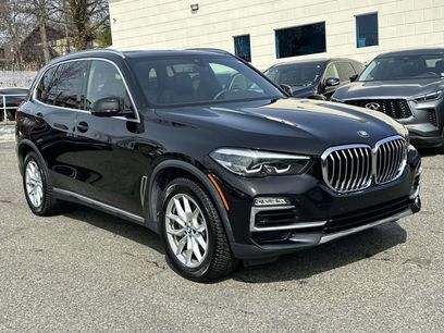 Used 2019 BMW X5 xDrive40i w/ Premium Package 2