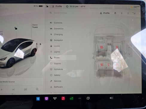 Used 2025 Tesla Model Y Long Range image 47