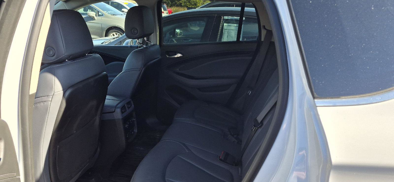 Used 2019 Buick Envision Premium AWD/4WD image 7