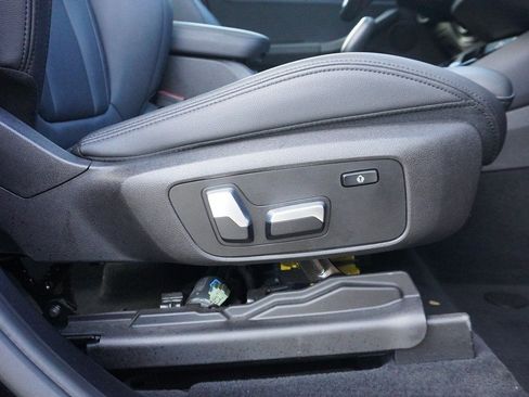 Used 2019 BMW X3 xDrive30i w/ Driving Assistance Package image 35