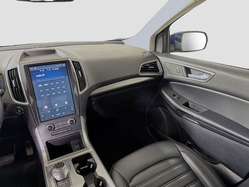 Used 2024 Ford Edge SEL image 25