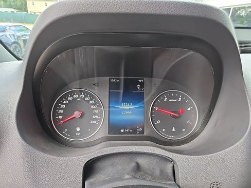 Used 2025 Mercedes-Benz Sprinter 2500 image 8