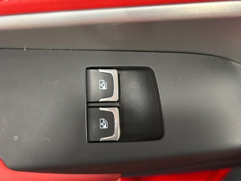 Used 2019 Chevrolet Corvette Stingray Convertible RWD image 31