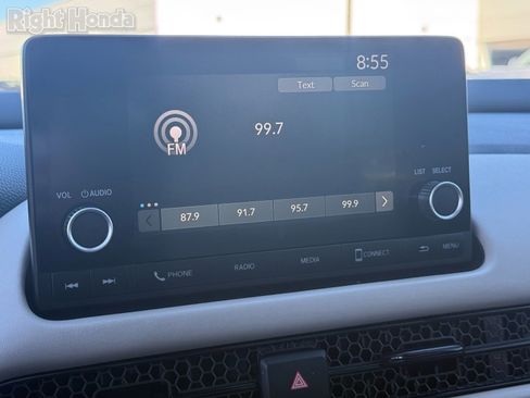 Used 2025 Honda HR-V LX image 21