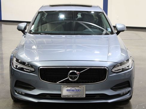 Used 2017 Volvo S90 T6 Momentum w/ Vision Package image 8